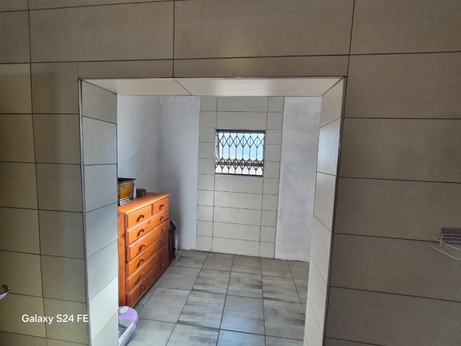 3 Bedroom Property for Sale in Rustenburg North North West